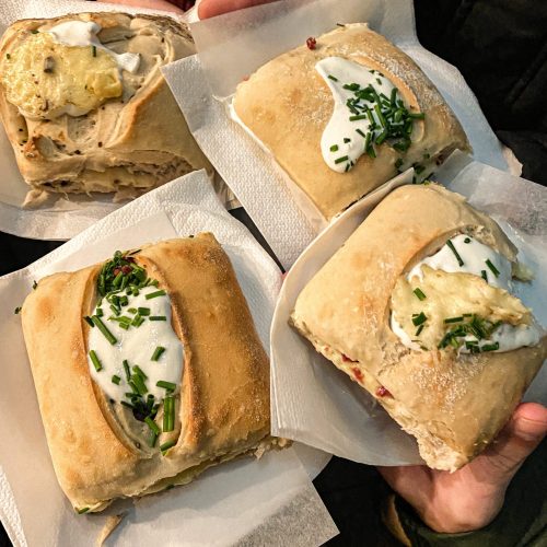 DRESDNER-HANDBROT Το Dresdner handbrot στο Christmas market του Αμβούργου στο Rathaus