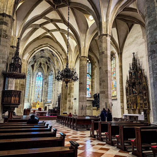 st-martn-bratislava το εσωτρεικό του ναού του Αγίου Μαρτίνου στην Μπρατισλάβα