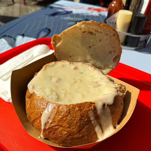 clam-chowder αχιβαδόσουπα στο Σαν Φρανσίσκο στην προβλήτα pier 39