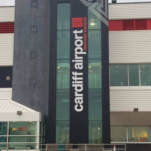 cardiff-airport το αεροδρόμιο του Κάρντιφ